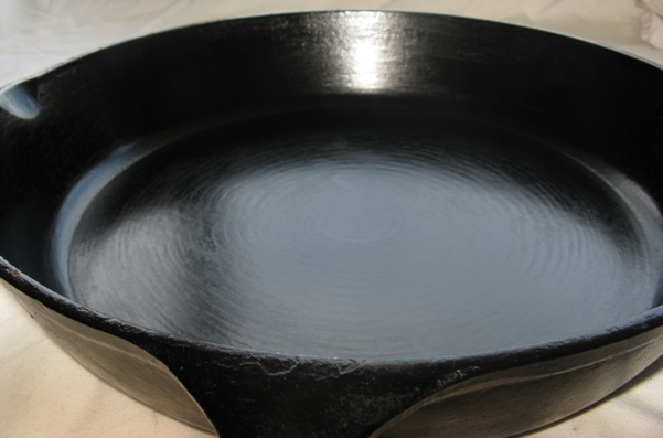 Skillet Side Interior View